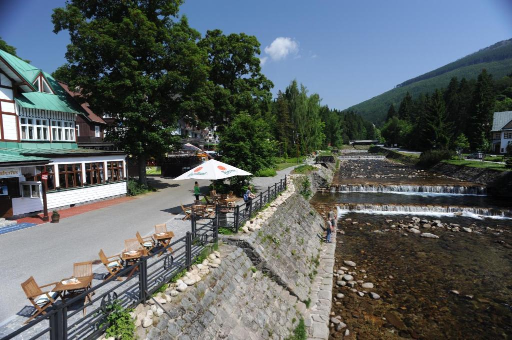 Depandance Villa Hubertus Špindlerŭv Mlýn Dış mekan fotoğraf